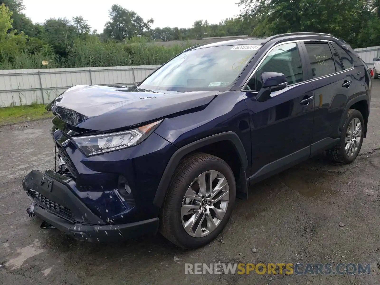 2 Photograph of a damaged car 2T3A1RFV0MW195219 TOYOTA RAV4 2021