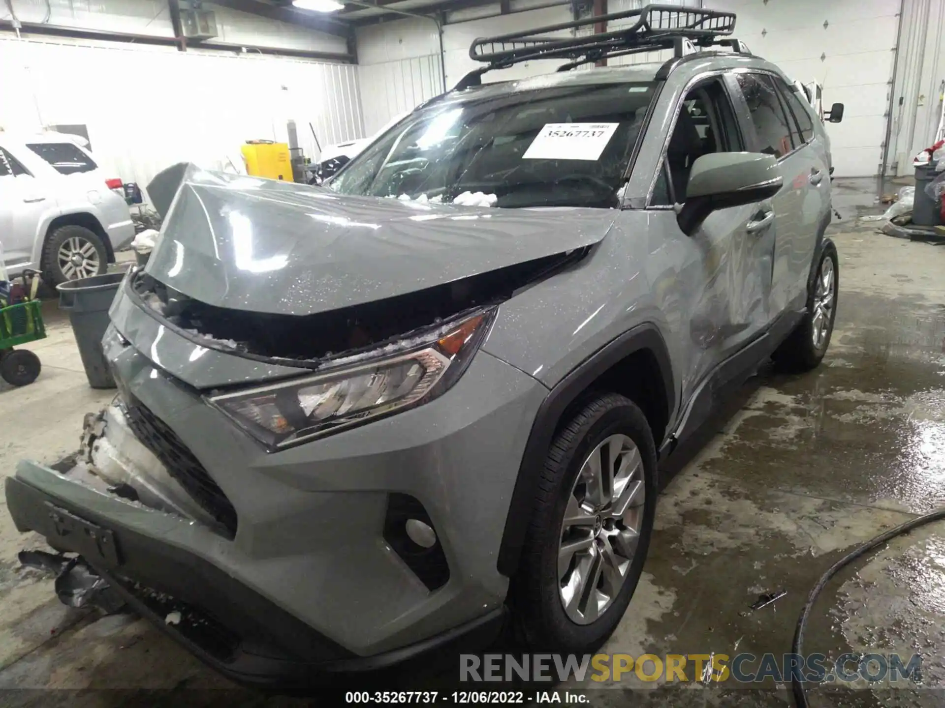 2 Photograph of a damaged car 2T3A1RFV0MW248050 TOYOTA RAV4 2021