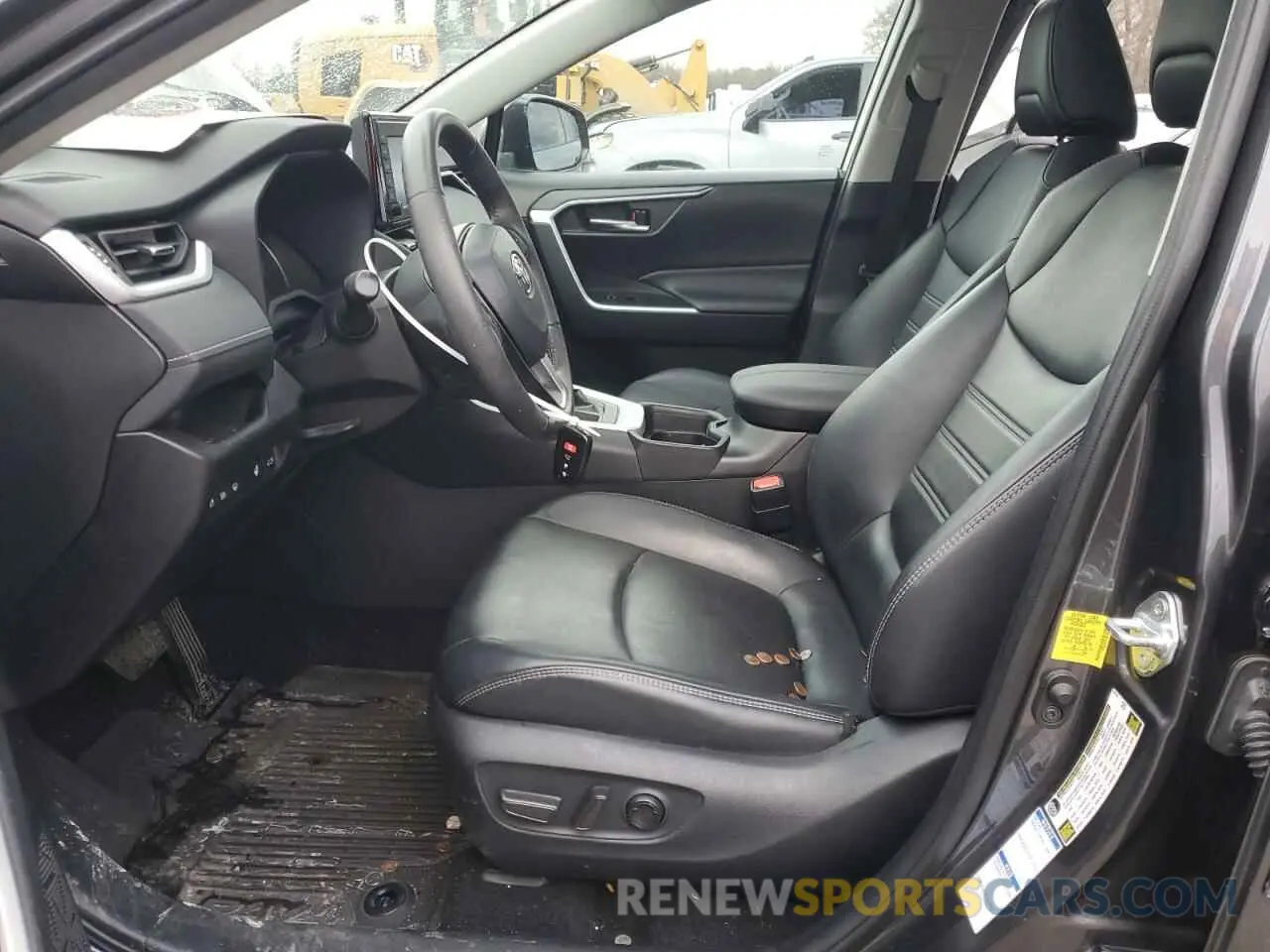 7 Photograph of a damaged car 2T3A1RFV1MC161288 TOYOTA RAV4 2021