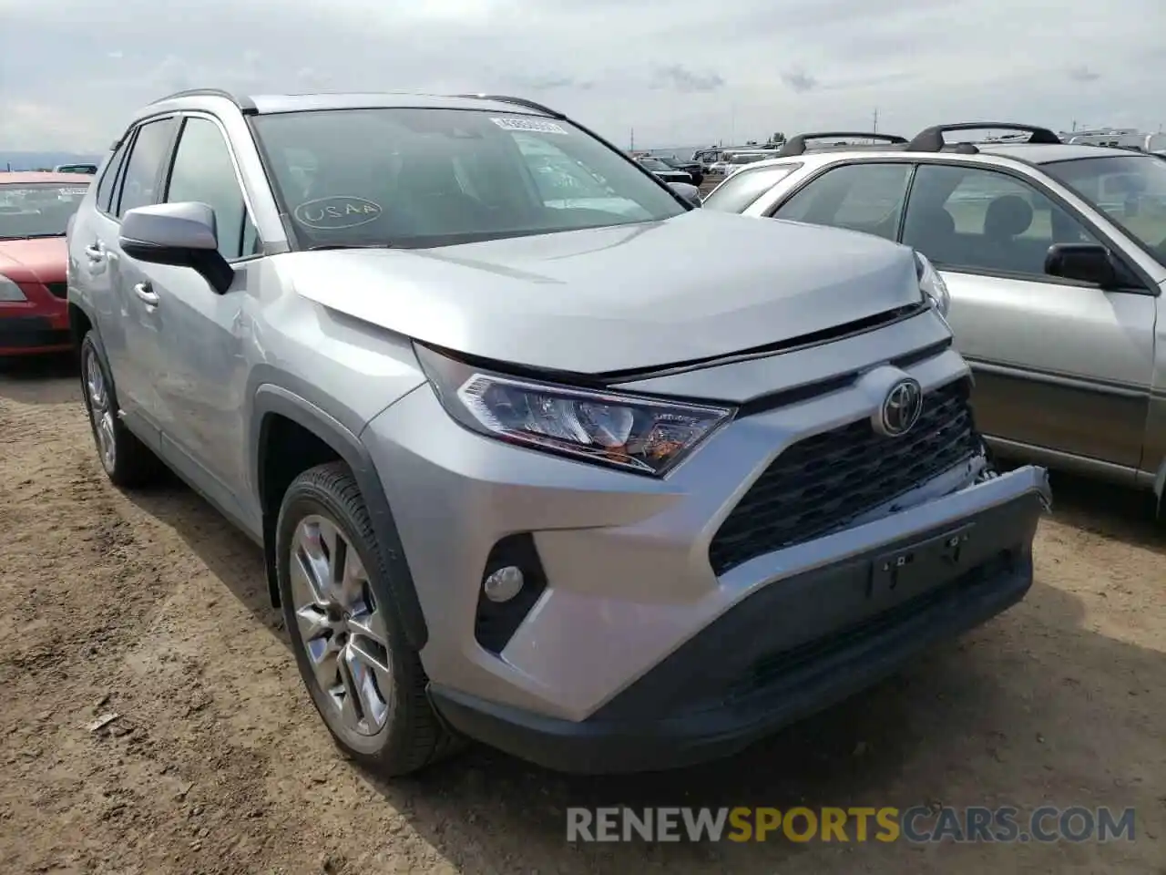 1 Photograph of a damaged car 2T3A1RFV1MC190662 TOYOTA RAV4 2021