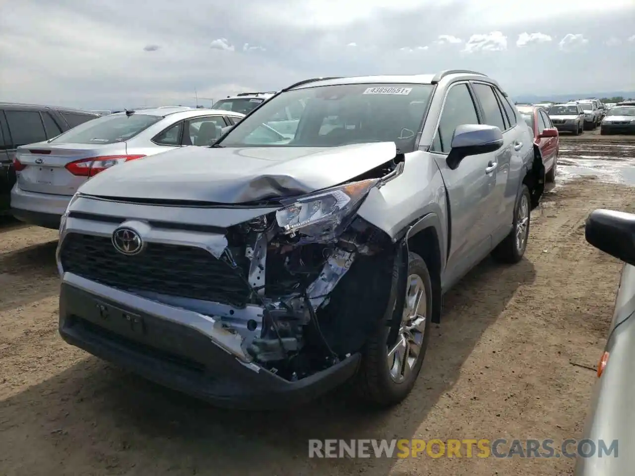 2 Photograph of a damaged car 2T3A1RFV1MC190662 TOYOTA RAV4 2021