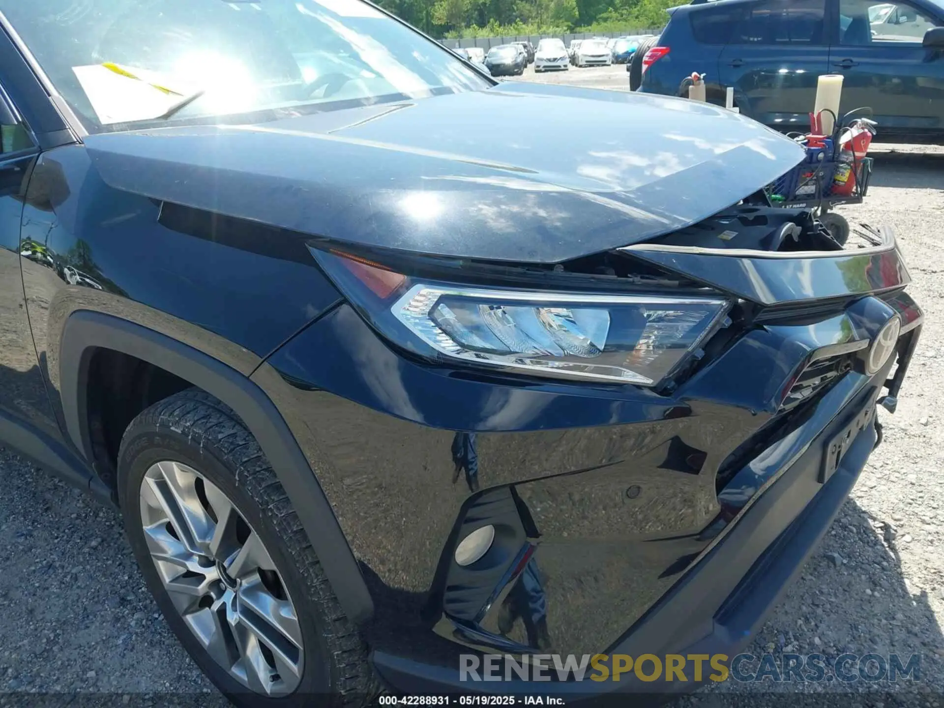 19 Photograph of a damaged car 2T3A1RFV1MC247524 TOYOTA RAV4 2021