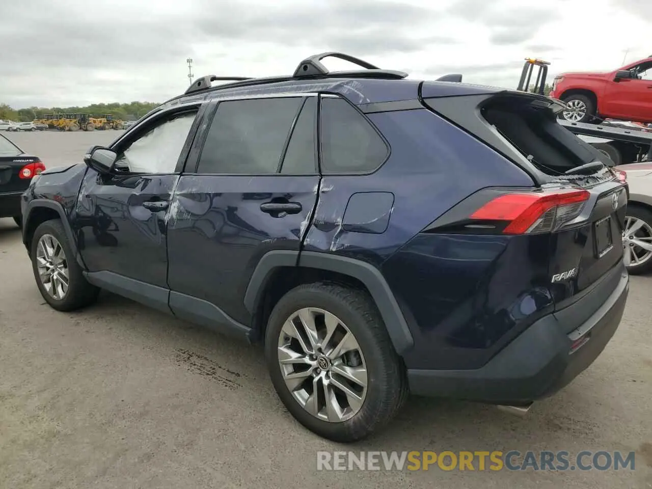 2 Photograph of a damaged car 2T3A1RFV1MW171589 TOYOTA RAV4 2021