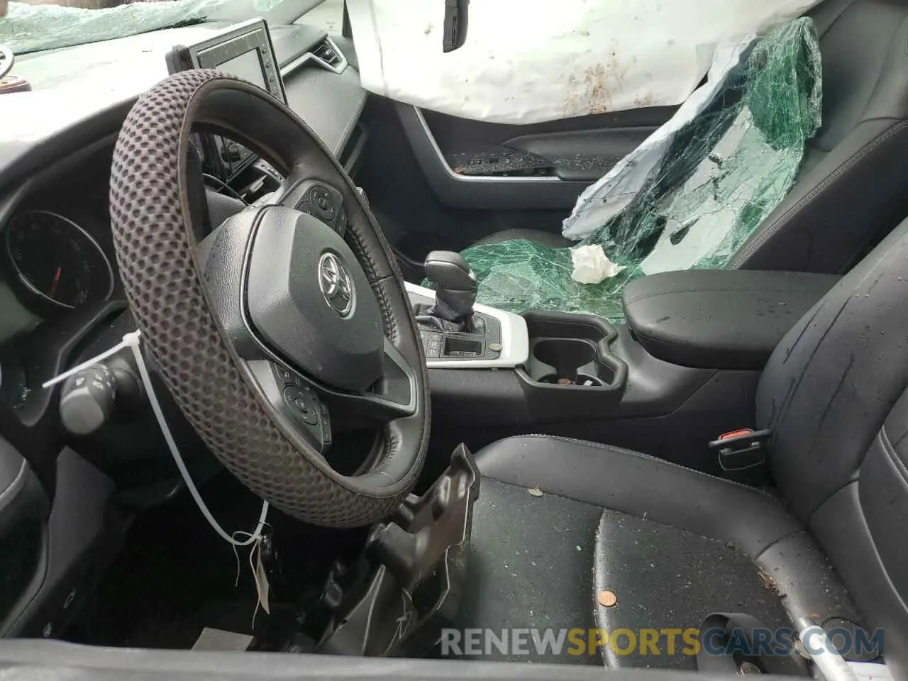 7 Photograph of a damaged car 2T3A1RFV1MW171589 TOYOTA RAV4 2021