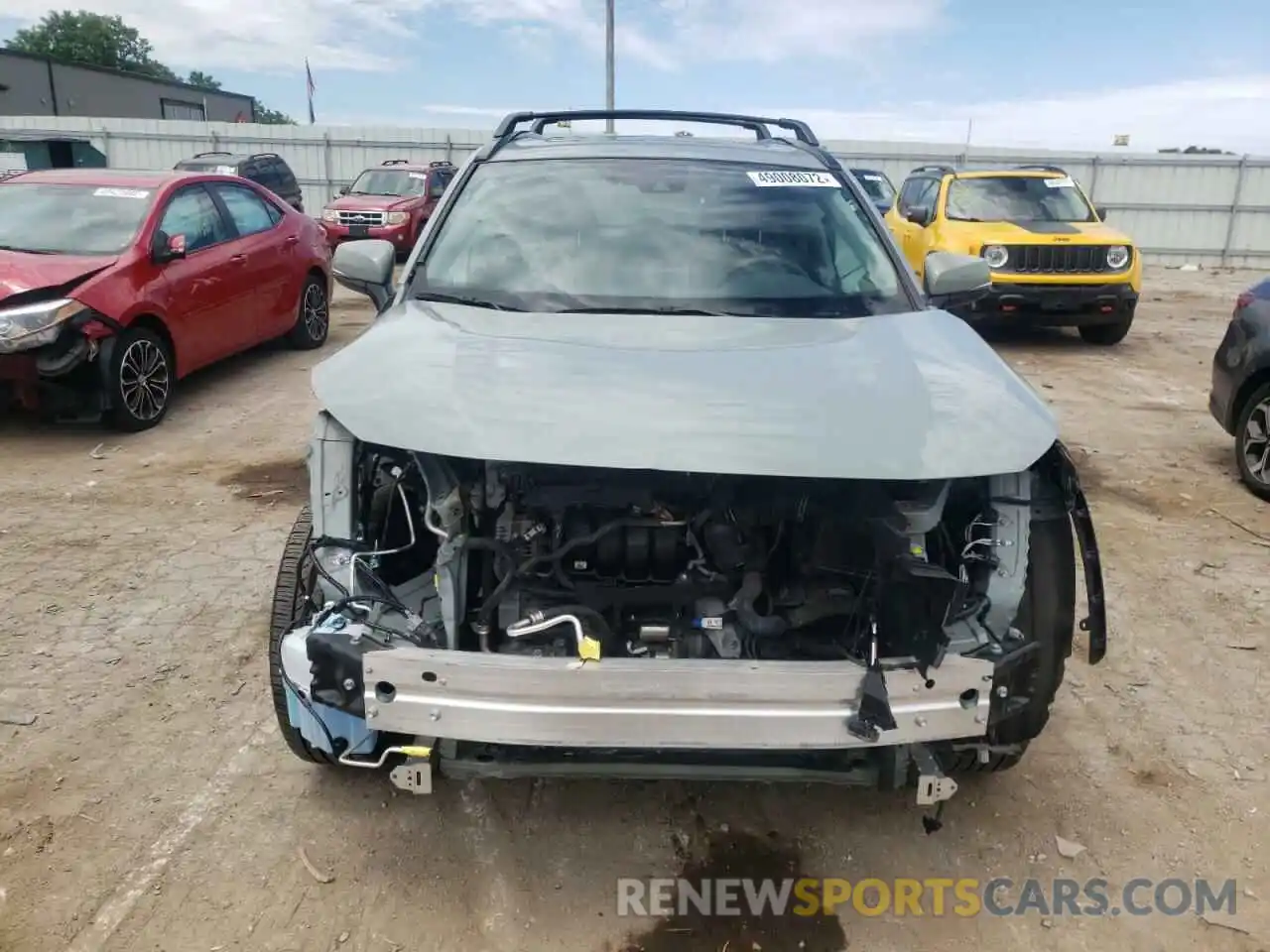 9 Photograph of a damaged car 2T3A1RFV1MW174816 TOYOTA RAV4 2021