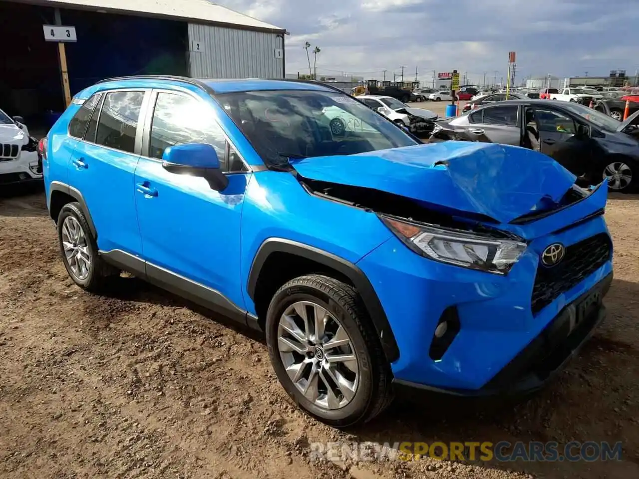 1 Photograph of a damaged car 2T3A1RFV1MW175125 TOYOTA RAV4 2021