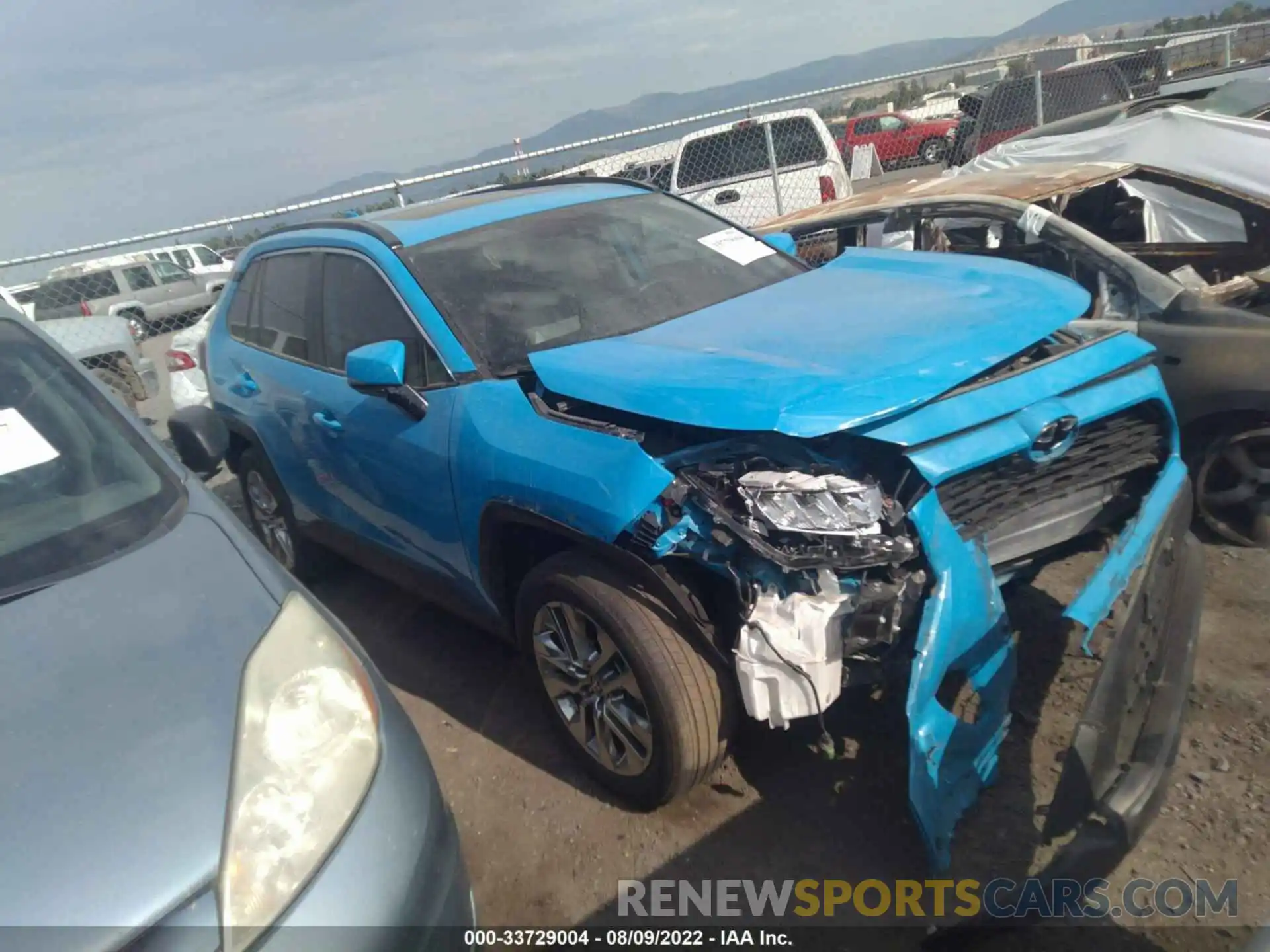 1 Photograph of a damaged car 2T3A1RFV1MW175416 TOYOTA RAV4 2021