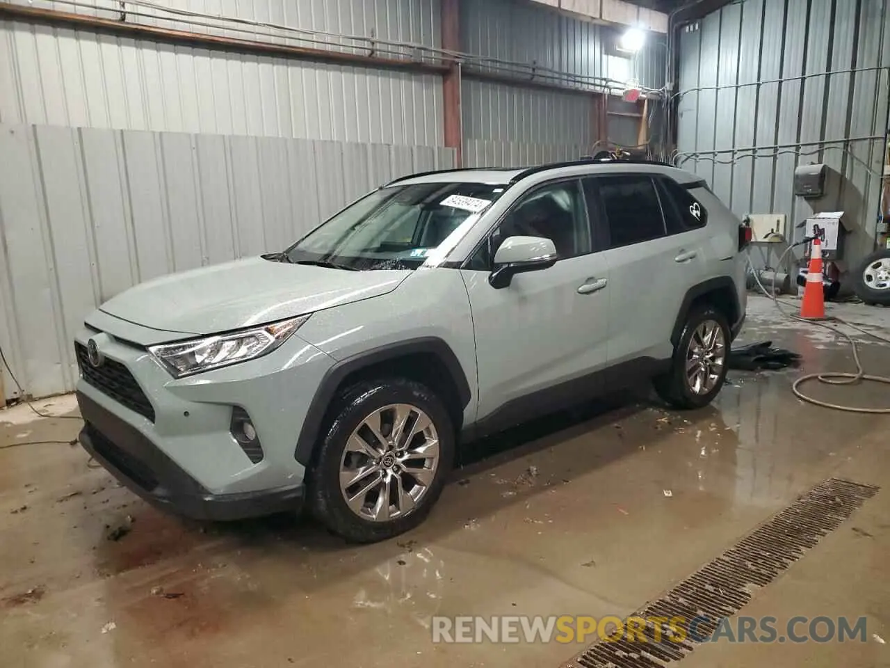 1 Photograph of a damaged car 2T3A1RFV1MW247215 TOYOTA RAV4 2021