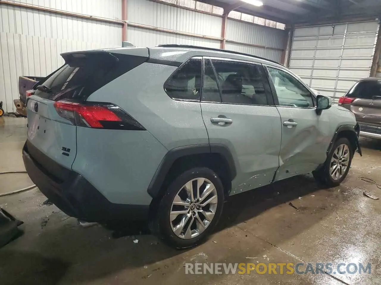 3 Photograph of a damaged car 2T3A1RFV1MW247215 TOYOTA RAV4 2021