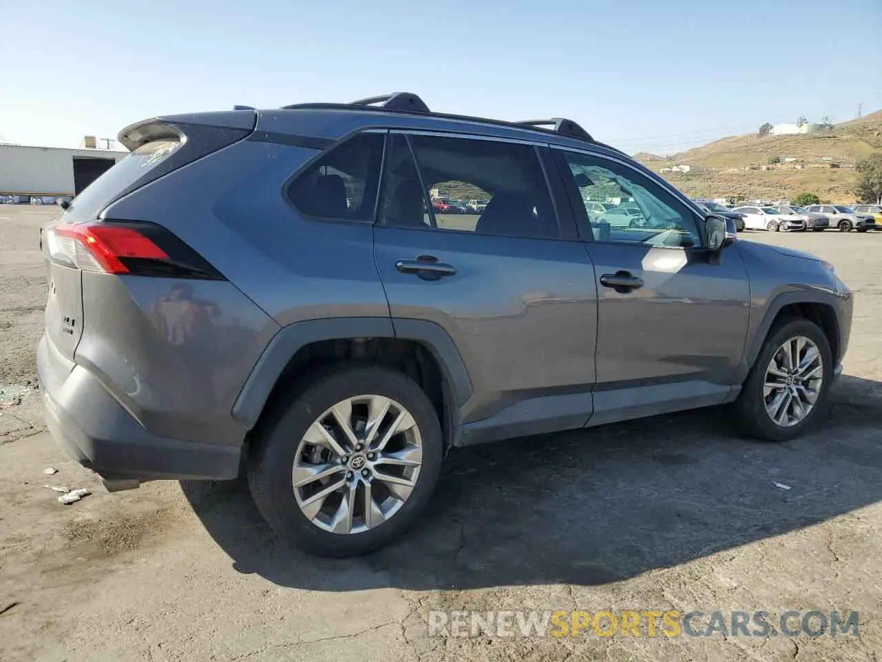 3 Photograph of a damaged car 2T3A1RFV2MC188533 TOYOTA RAV4 2021