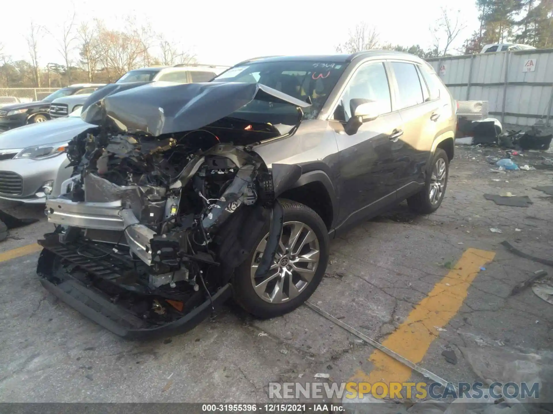 2 Photograph of a damaged car 2T3A1RFV2MW185369 TOYOTA RAV4 2021