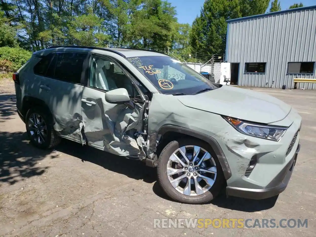 9 Photograph of a damaged car 2T3A1RFV2MW224932 TOYOTA RAV4 2021