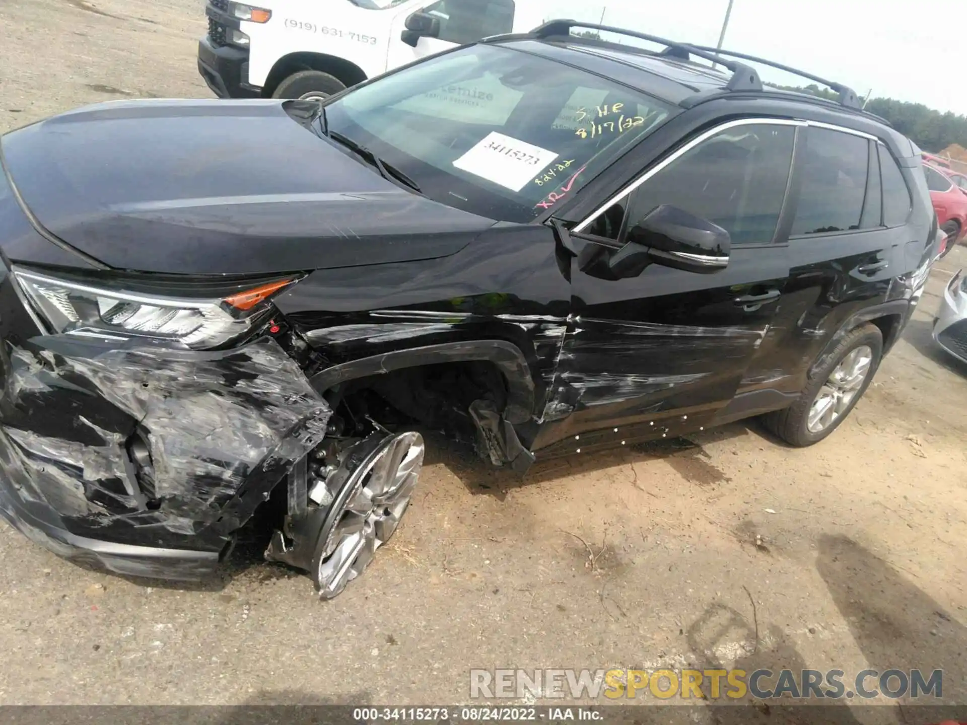 6 Photograph of a damaged car 2T3A1RFV2MW227748 TOYOTA RAV4 2021