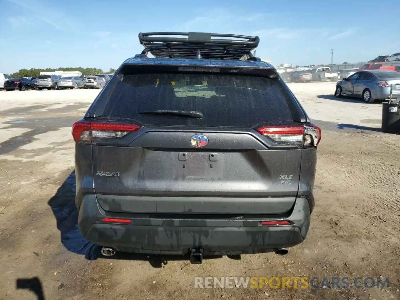 6 Photograph of a damaged car 2T3A1RFV3MC190405 TOYOTA RAV4 2021