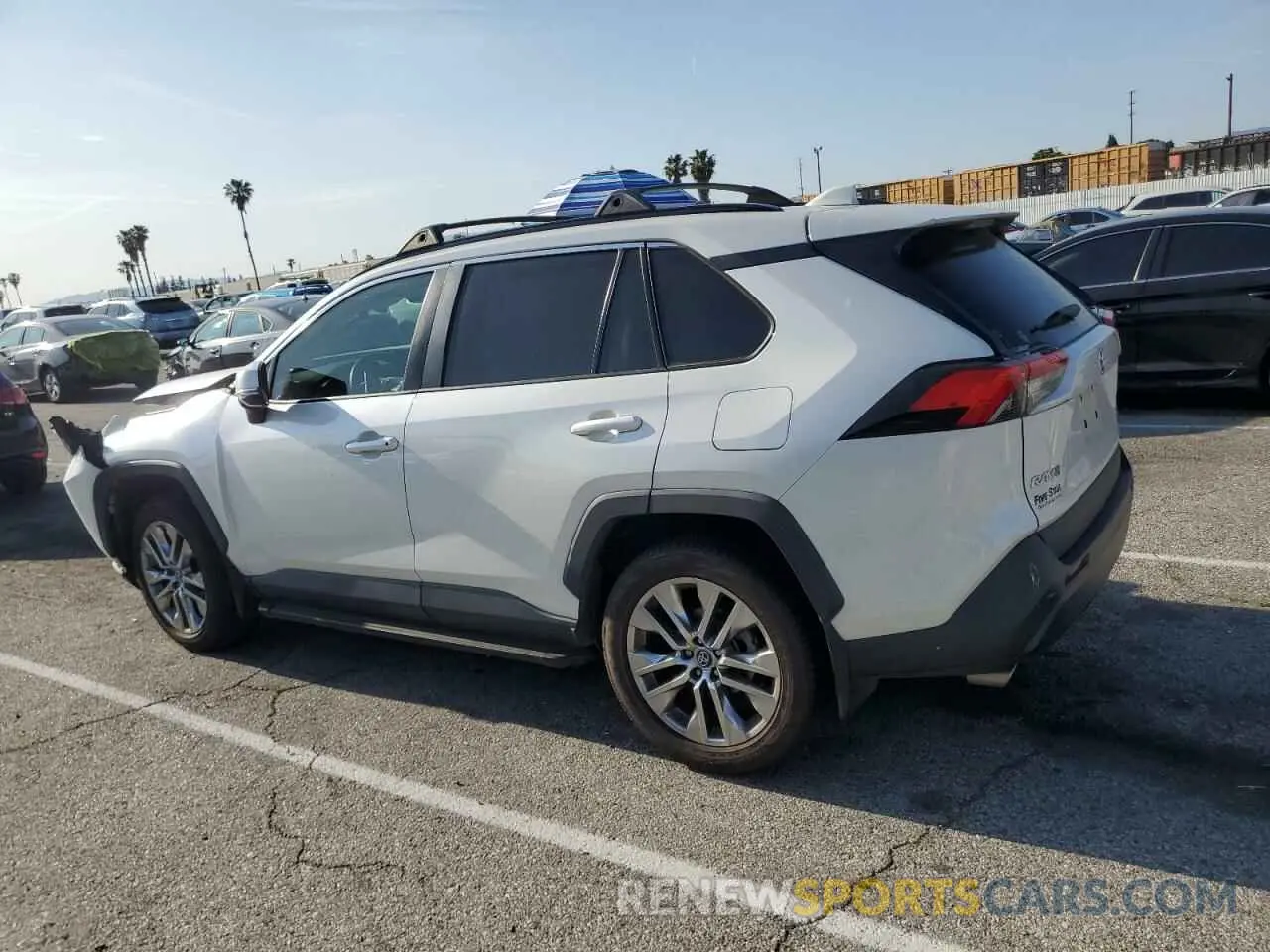 2 Photograph of a damaged car 2T3A1RFV3MW160559 TOYOTA RAV4 2021