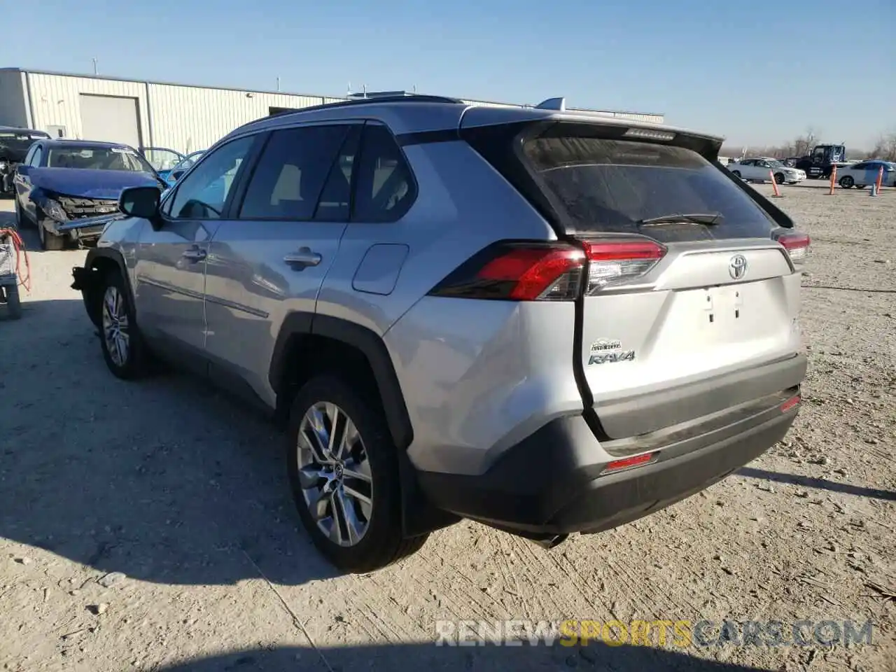 3 Photograph of a damaged car 2T3A1RFV3MW163266 TOYOTA RAV4 2021