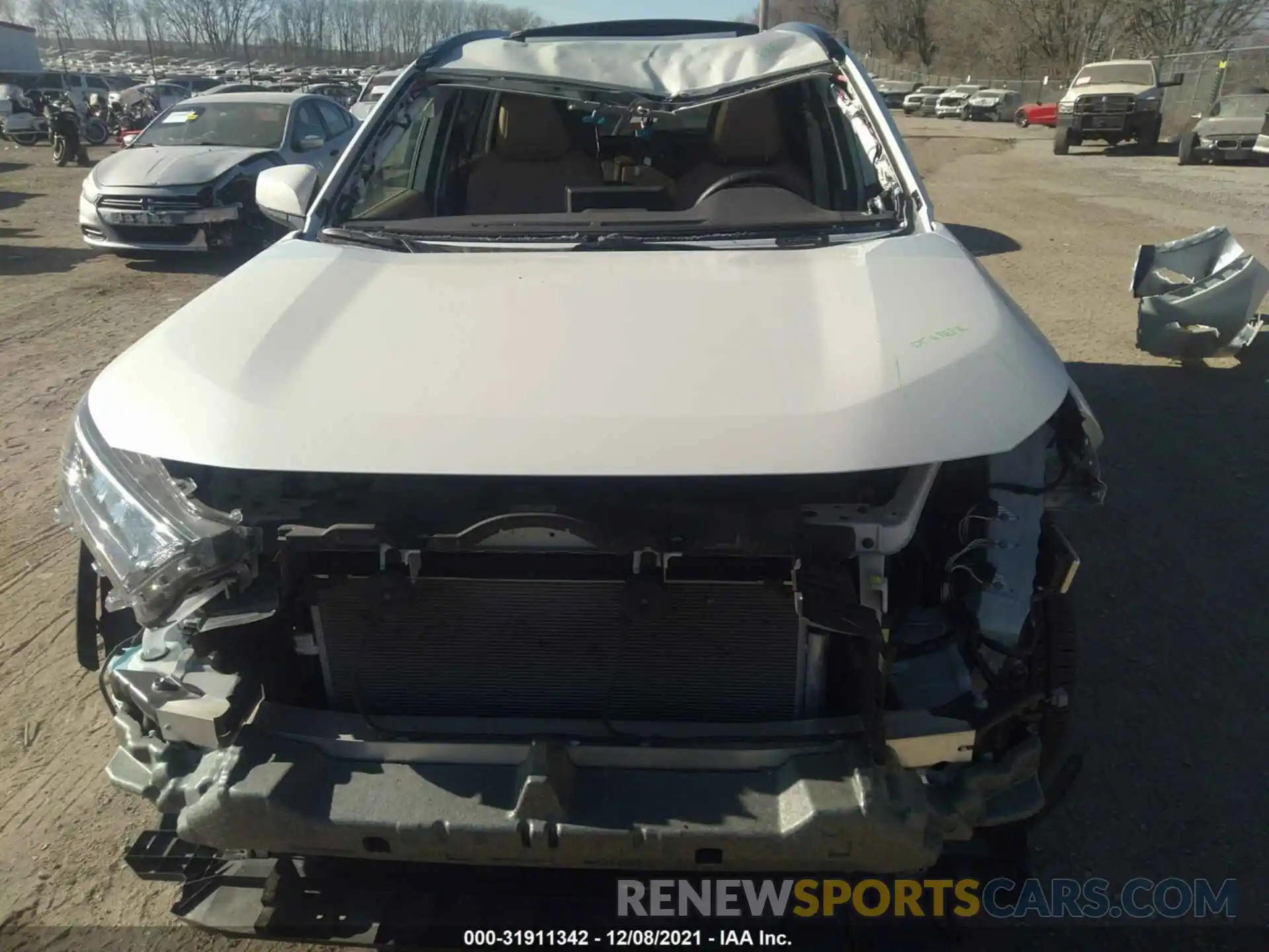 6 Photograph of a damaged car 2T3A1RFV3MW190080 TOYOTA RAV4 2021