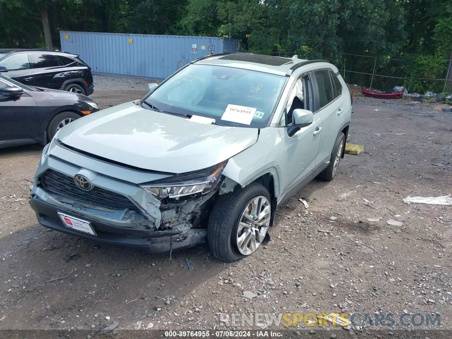 2 Photograph of a damaged car 2T3A1RFV3MW204995 TOYOTA RAV4 2021