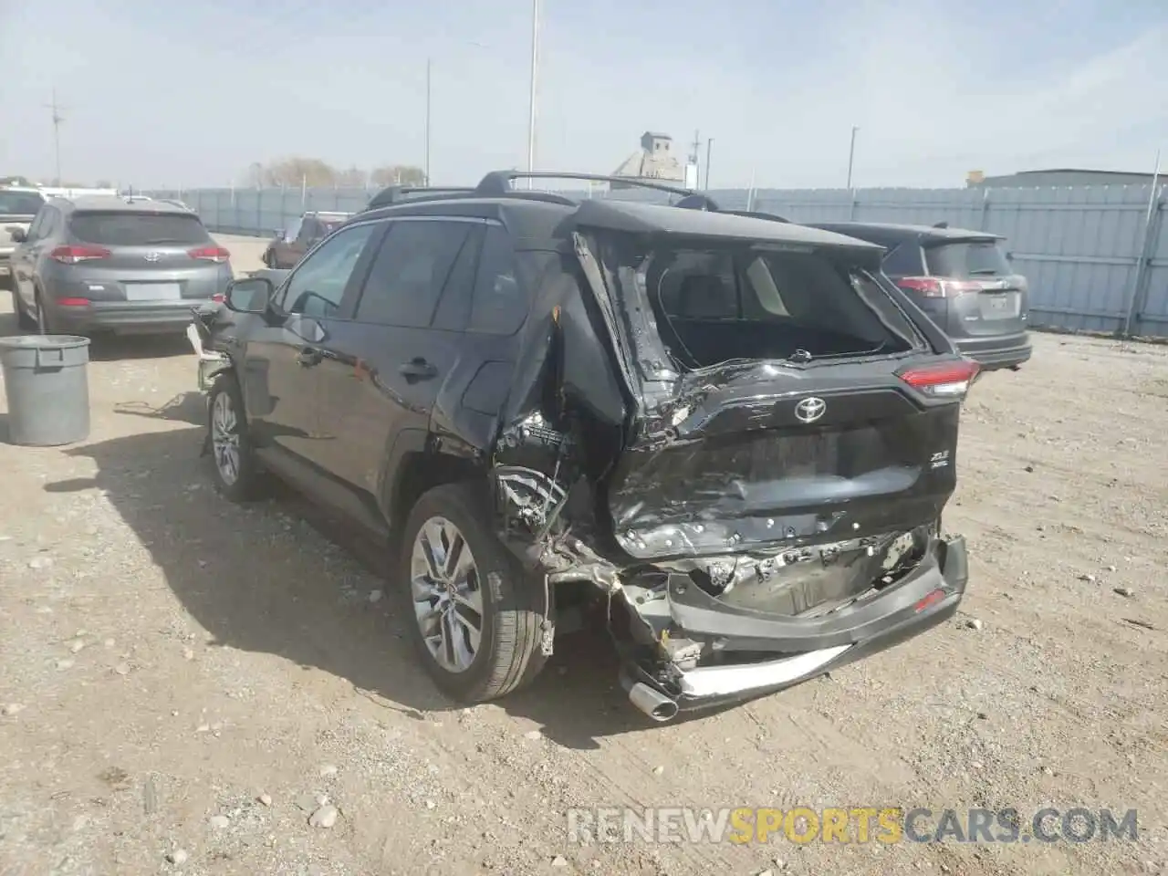 3 Photograph of a damaged car 2T3A1RFV3MW208268 TOYOTA RAV4 2021