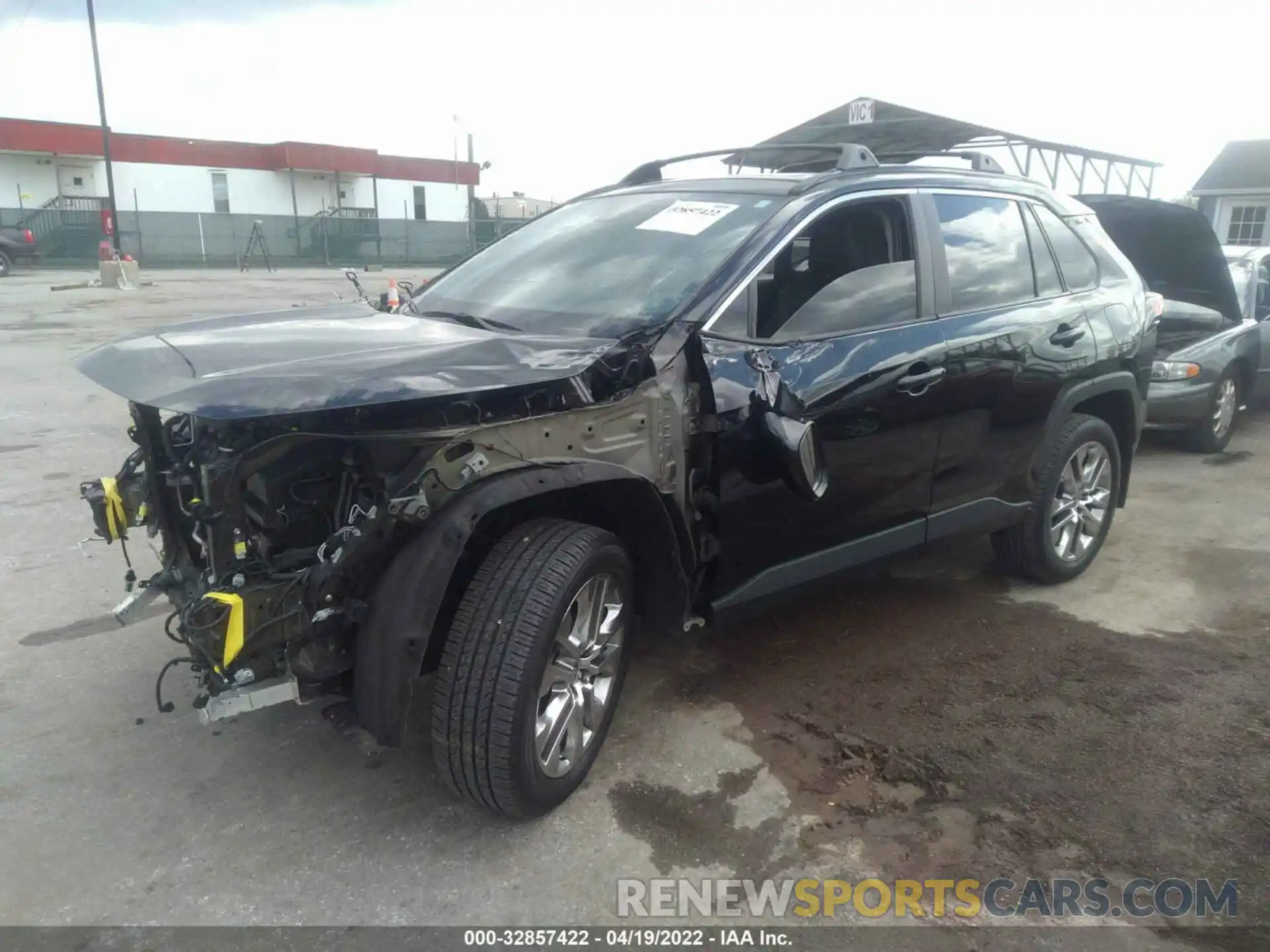 2 Photograph of a damaged car 2T3A1RFV4MC185696 TOYOTA RAV4 2021