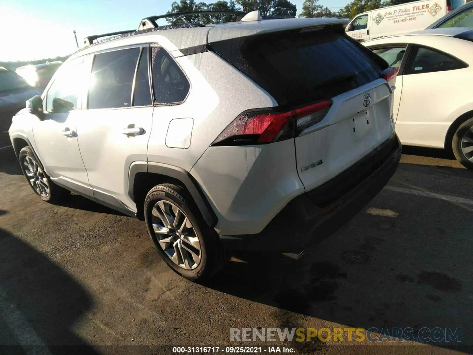 3 Photograph of a damaged car 2T3A1RFV4MW179850 TOYOTA RAV4 2021