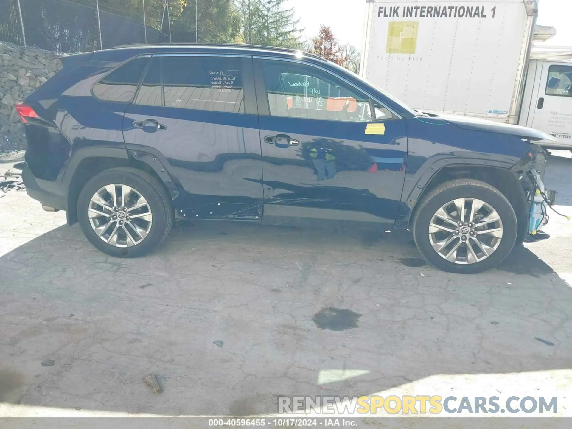 14 Photograph of a damaged car 2T3A1RFV4MW208229 TOYOTA RAV4 2021