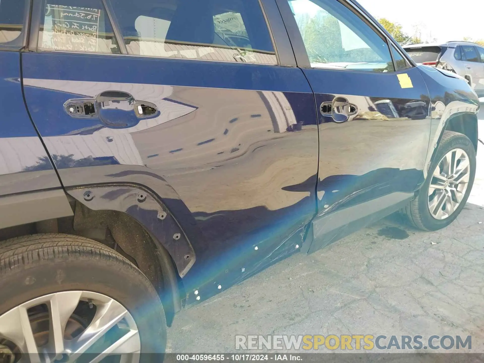 19 Photograph of a damaged car 2T3A1RFV4MW208229 TOYOTA RAV4 2021