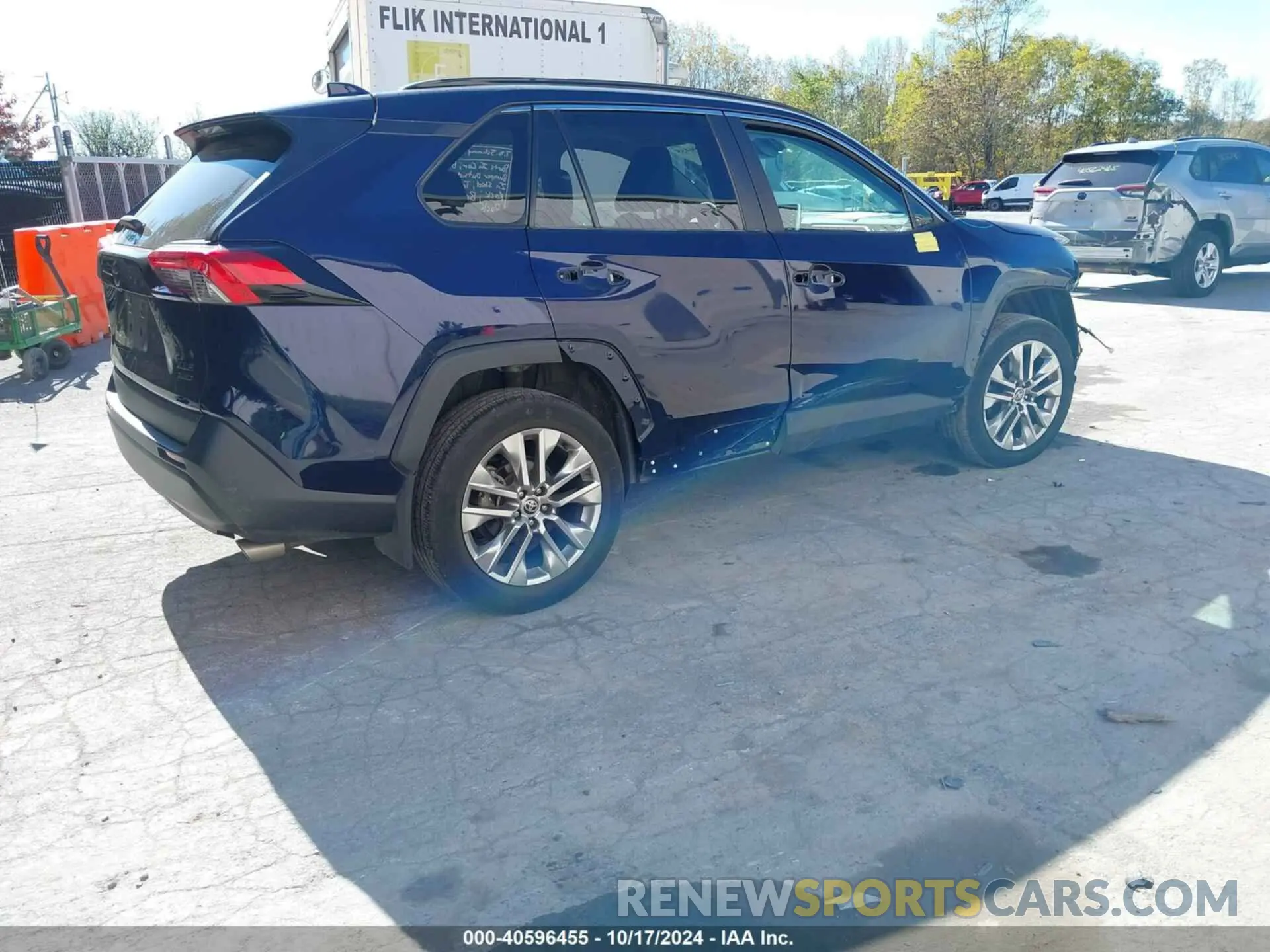 4 Photograph of a damaged car 2T3A1RFV4MW208229 TOYOTA RAV4 2021