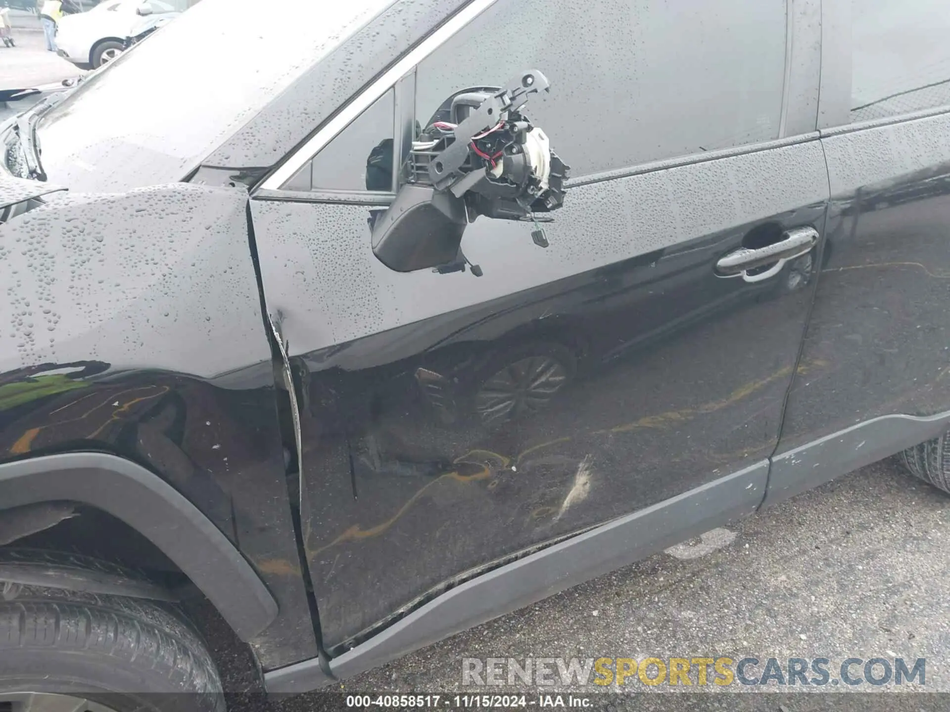 18 Photograph of a damaged car 2T3A1RFV5MC173900 TOYOTA RAV4 2021