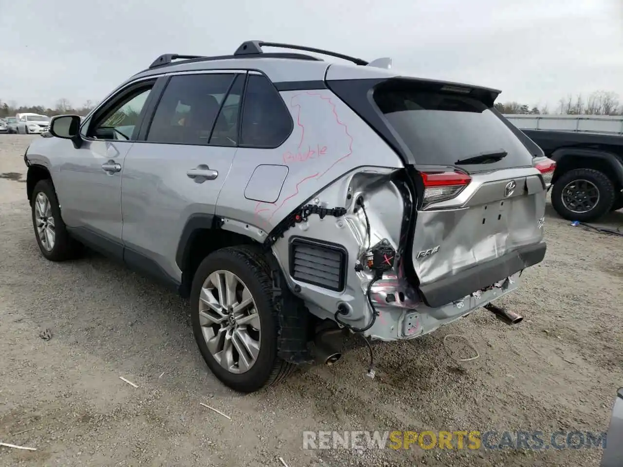 3 Photograph of a damaged car 2T3A1RFV5MC205731 TOYOTA RAV4 2021