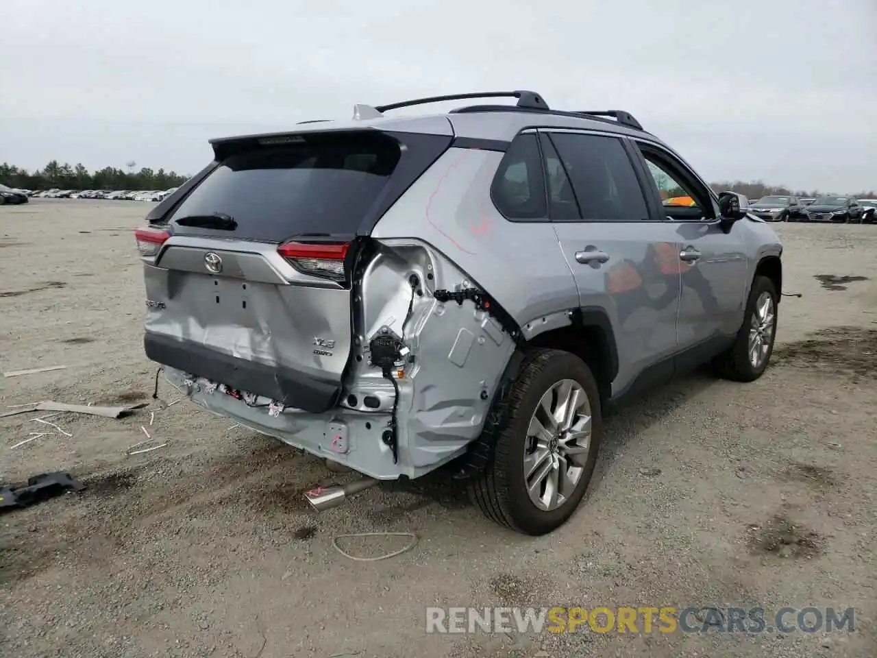 4 Photograph of a damaged car 2T3A1RFV5MC205731 TOYOTA RAV4 2021