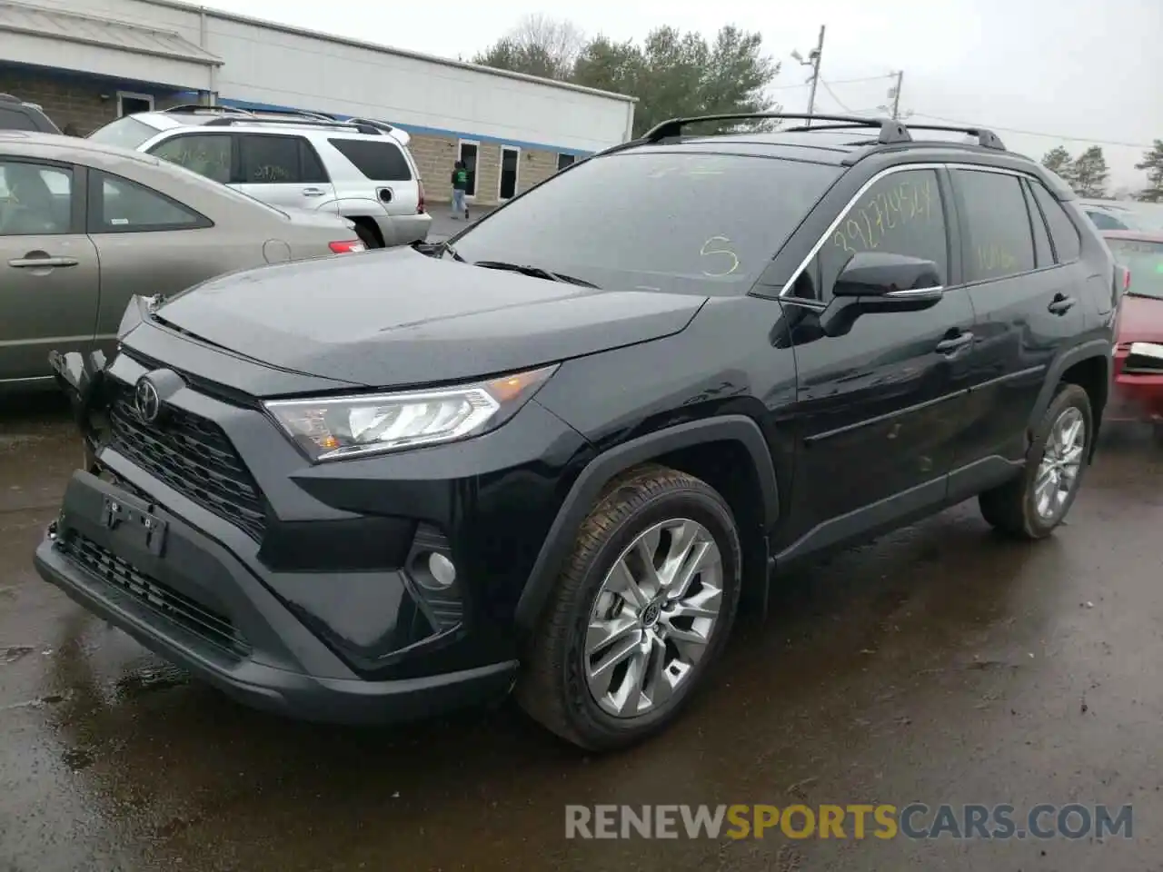 2 Photograph of a damaged car 2T3A1RFV5MC210668 TOYOTA RAV4 2021