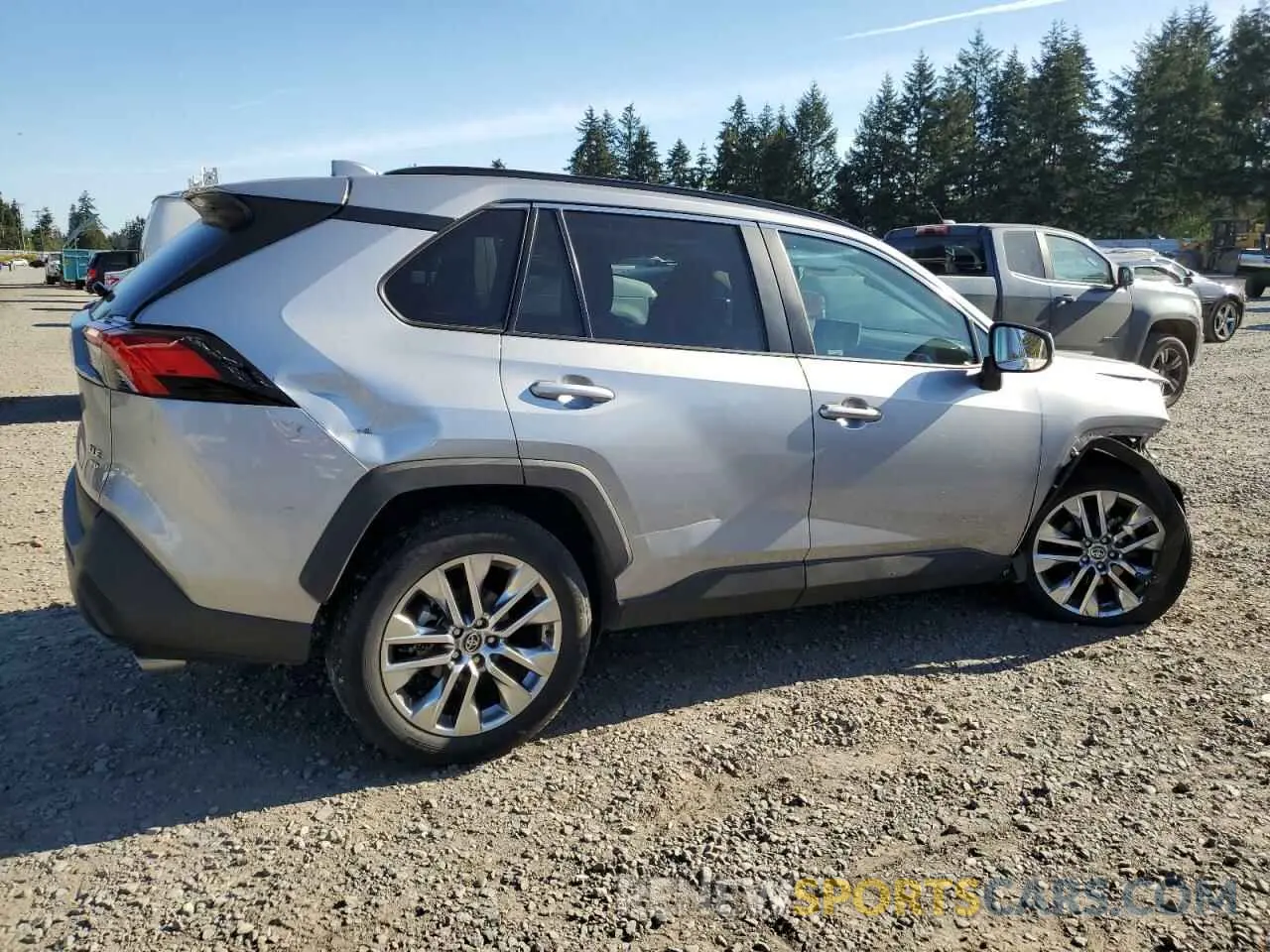 3 Photograph of a damaged car 2T3A1RFV5MC213621 TOYOTA RAV4 2021