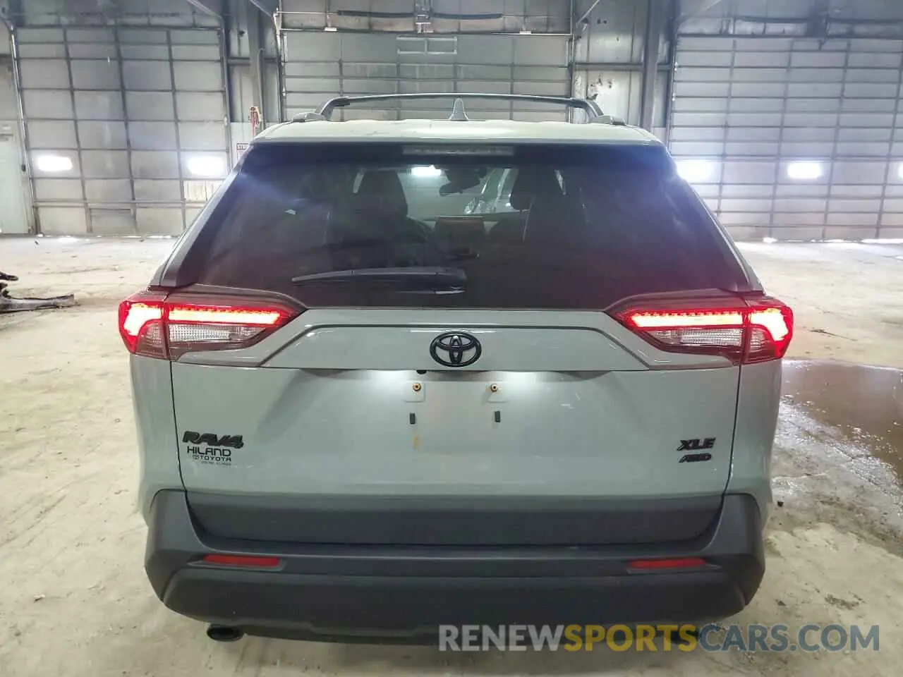 6 Photograph of a damaged car 2T3A1RFV5MW148932 TOYOTA RAV4 2021