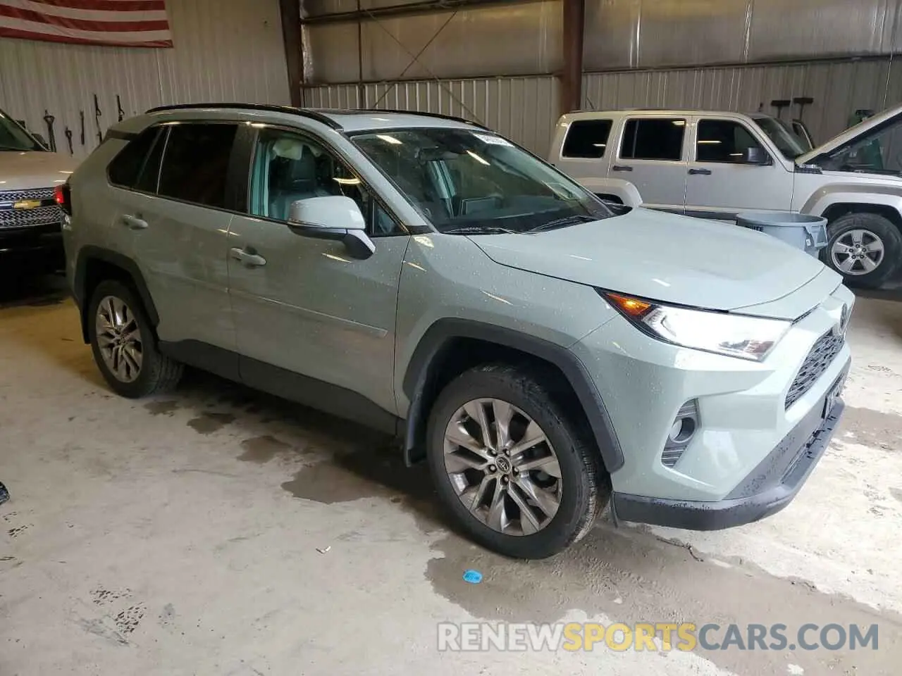 4 Photograph of a damaged car 2T3A1RFV5MW150227 TOYOTA RAV4 2021