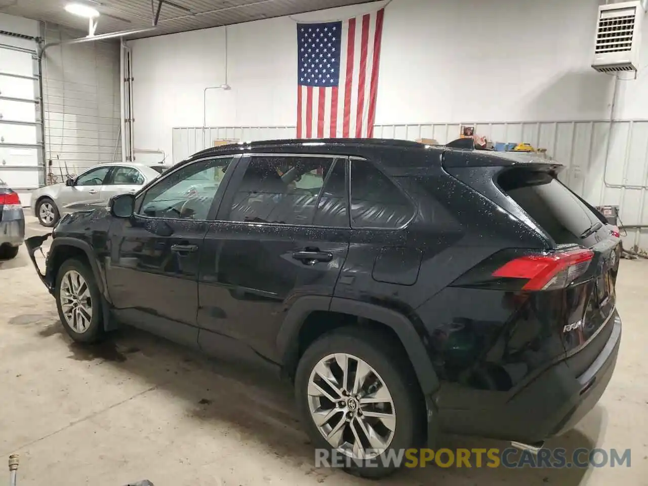 2 Photograph of a damaged car 2T3A1RFV6MC179883 TOYOTA RAV4 2021