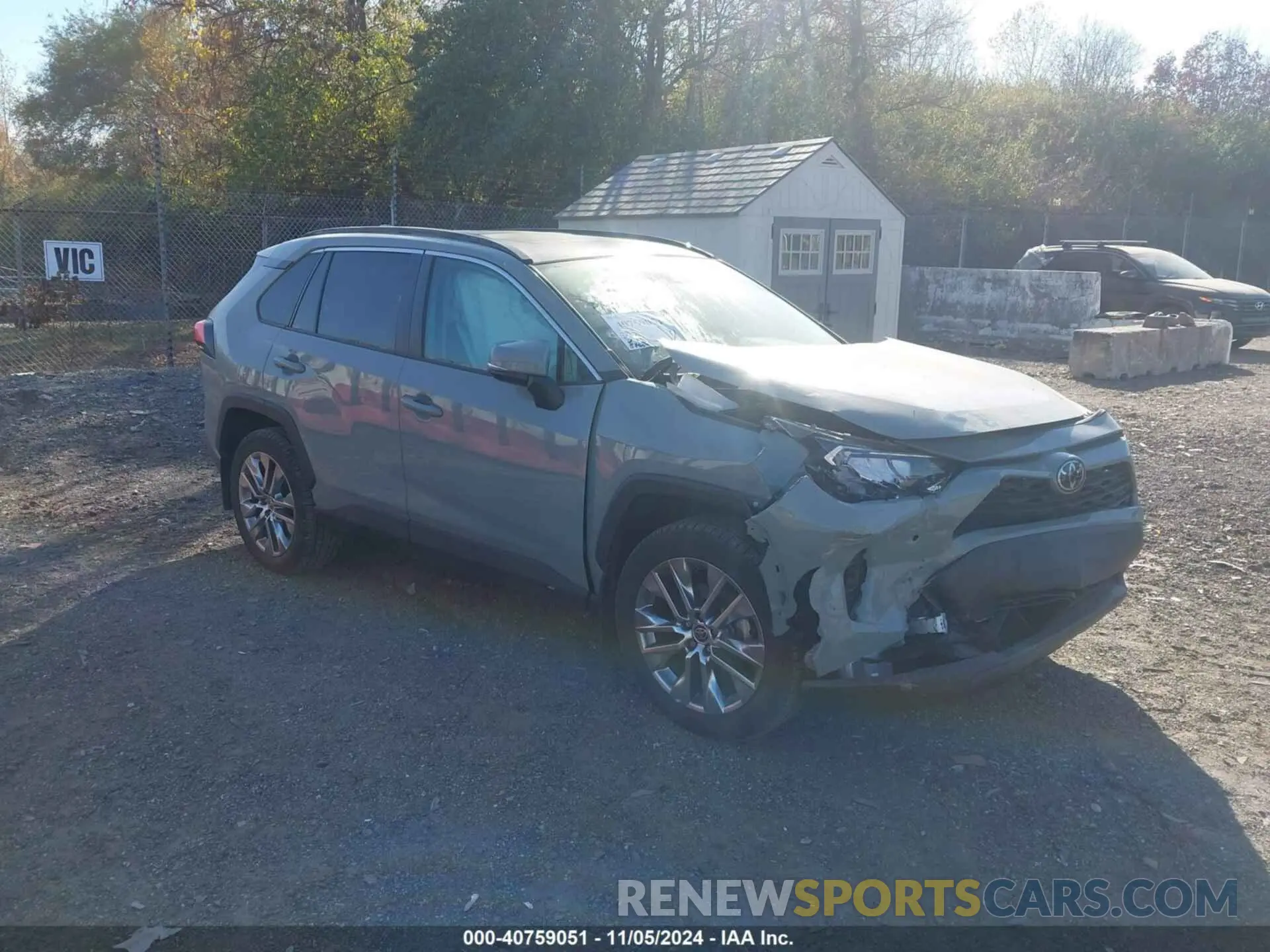 1 Photograph of a damaged car 2T3A1RFV6MW178327 TOYOTA RAV4 2021
