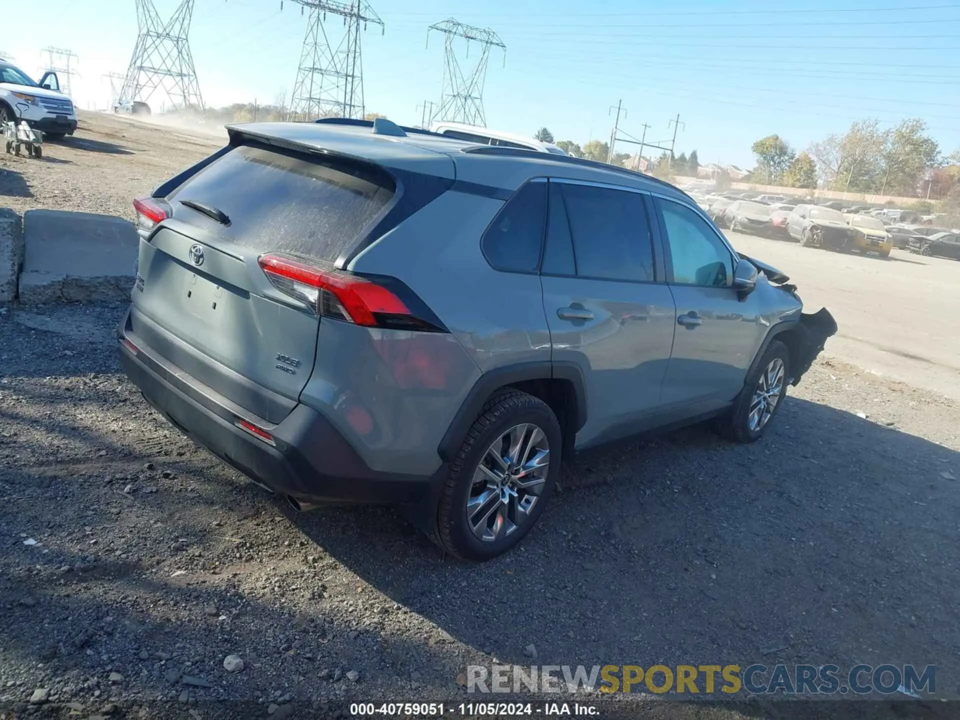 4 Photograph of a damaged car 2T3A1RFV6MW178327 TOYOTA RAV4 2021