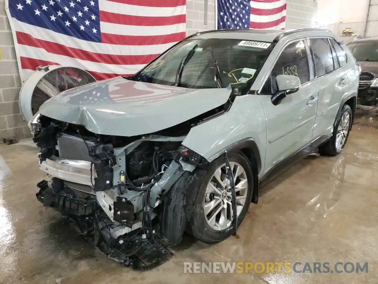 2 Photograph of a damaged car 2T3A1RFV6MW185116 TOYOTA RAV4 2021