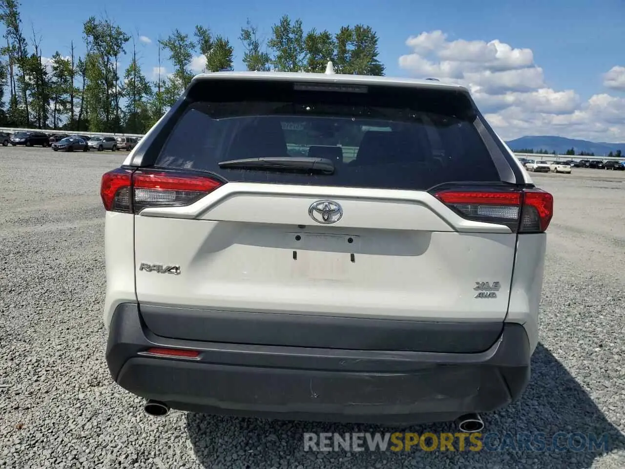 6 Photograph of a damaged car 2T3A1RFV6MW190137 TOYOTA RAV4 2021