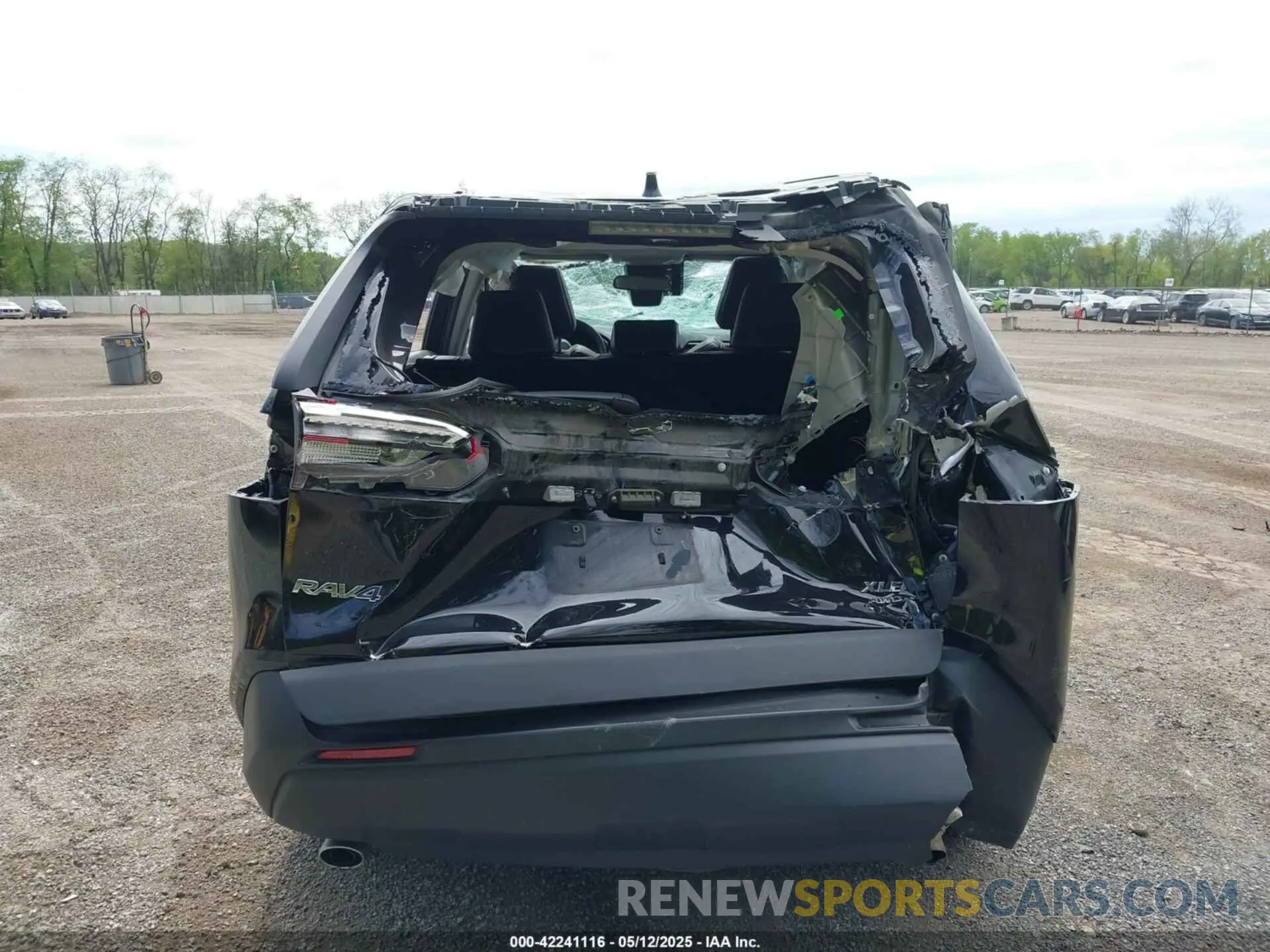 13 Photograph of a damaged car 2T3A1RFV7MC145340 TOYOTA RAV4 2021