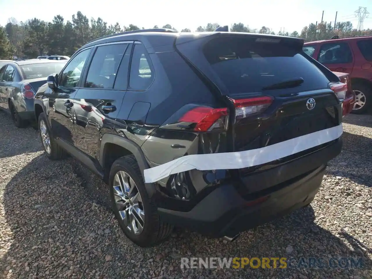 3 Photograph of a damaged car 2T3A1RFV7MC181352 TOYOTA RAV4 2021