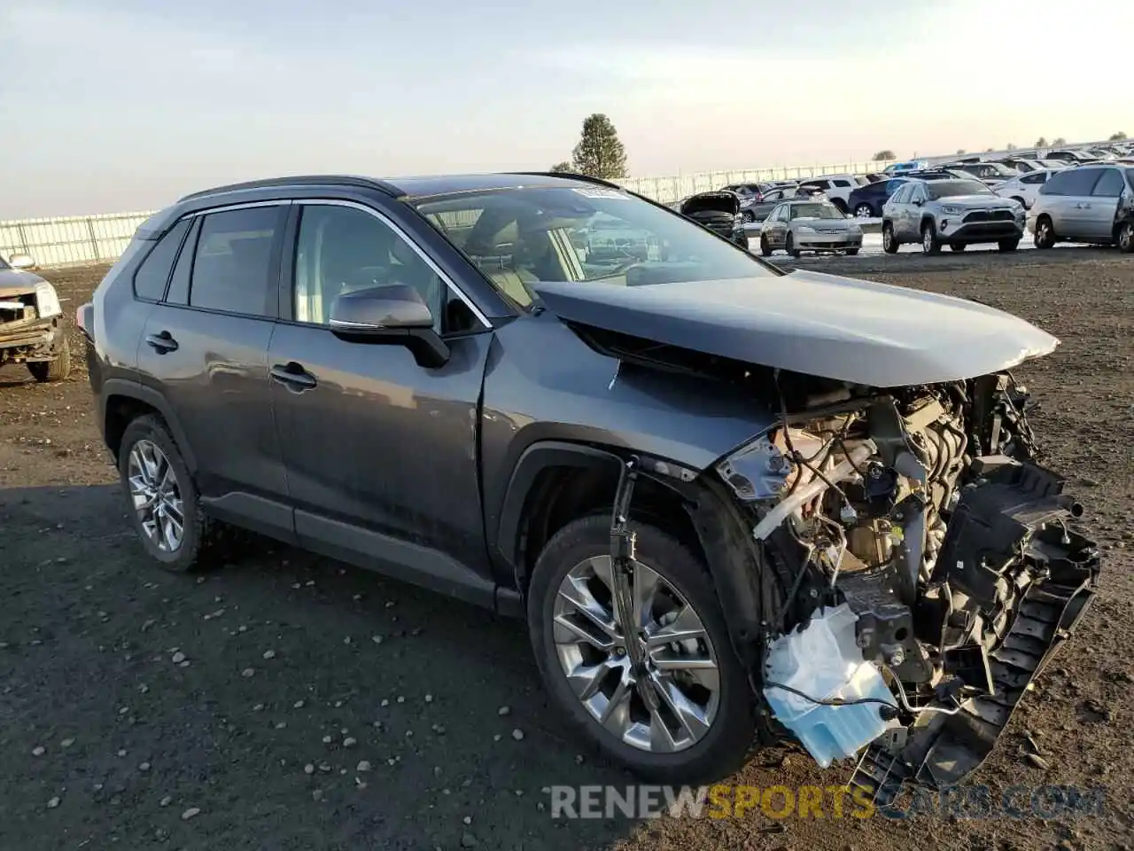 4 Photograph of a damaged car 2T3A1RFV7MC223874 TOYOTA RAV4 2021