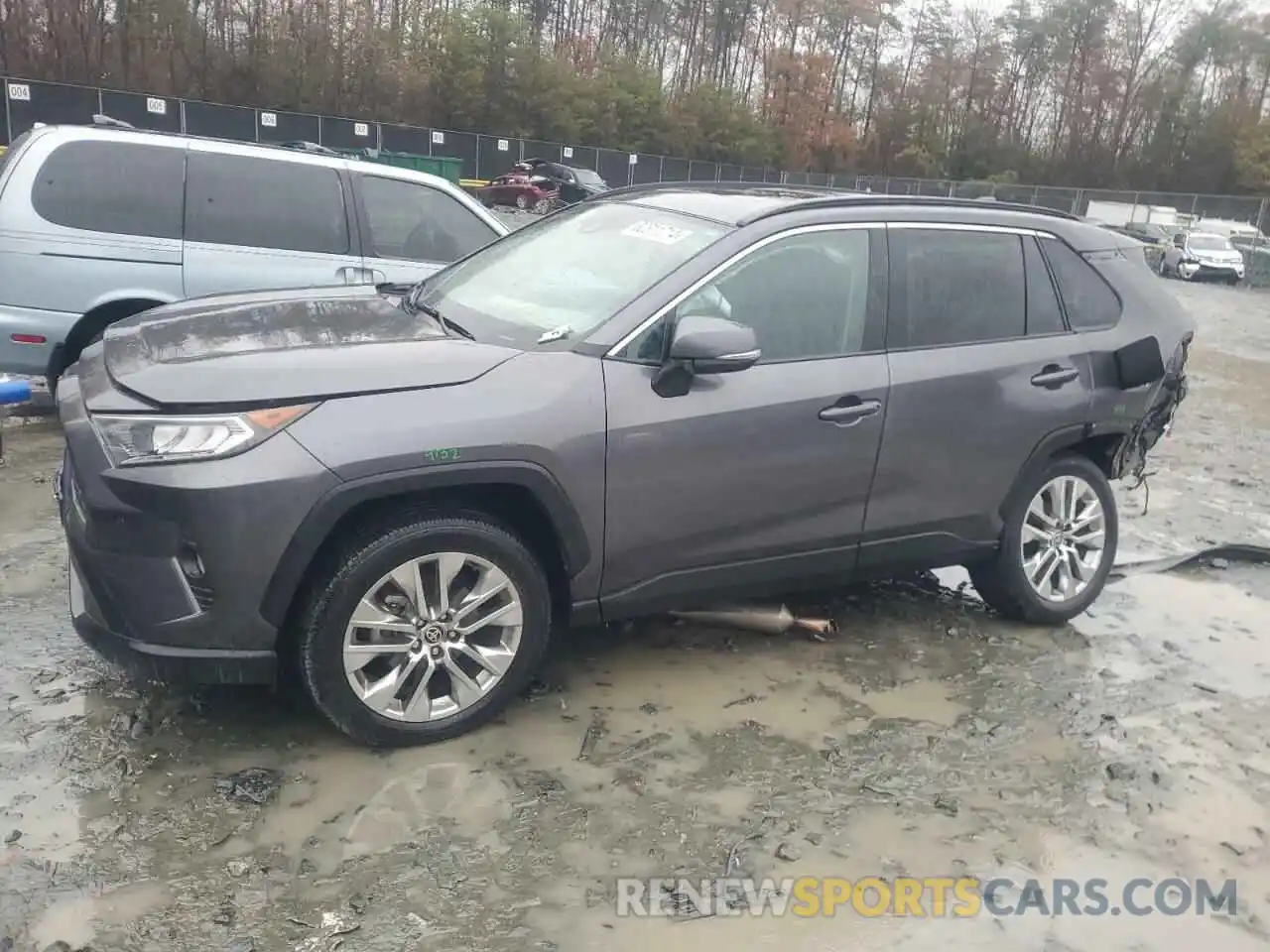 1 Photograph of a damaged car 2T3A1RFV7MC250587 TOYOTA RAV4 2021