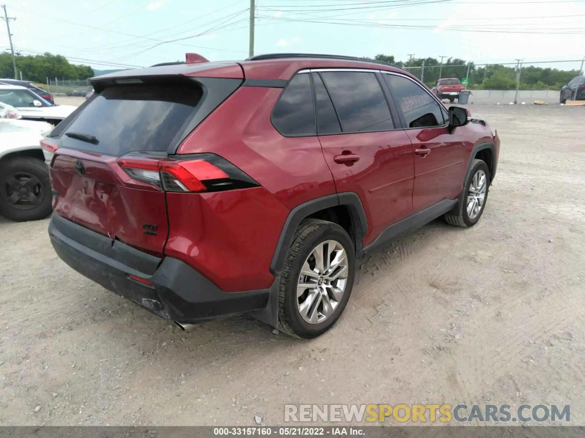 4 Photograph of a damaged car 2T3A1RFV7MW178160 TOYOTA RAV4 2021