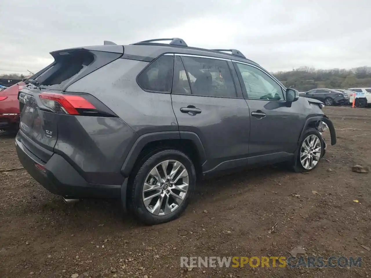 3 Photograph of a damaged car 2T3A1RFV7MW223744 TOYOTA RAV4 2021