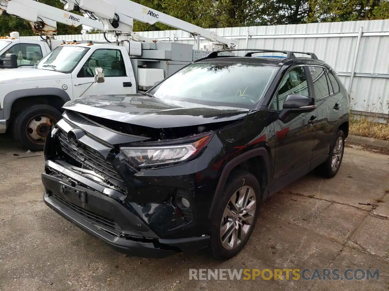 2 Photograph of a damaged car 2T3A1RFV8MC144276 TOYOTA RAV4 2021