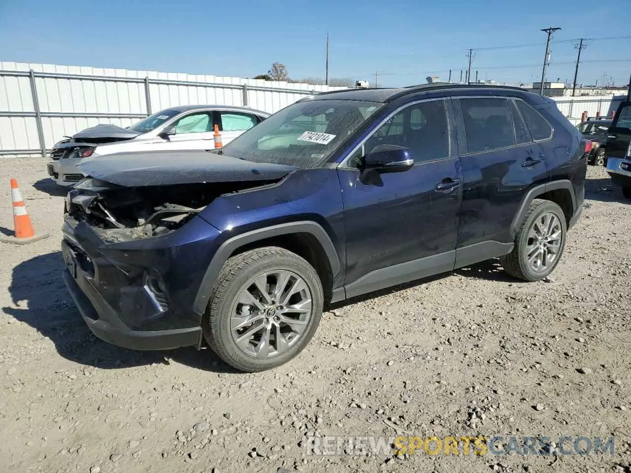 1 Photograph of a damaged car 2T3A1RFV8MC146268 TOYOTA RAV4 2021