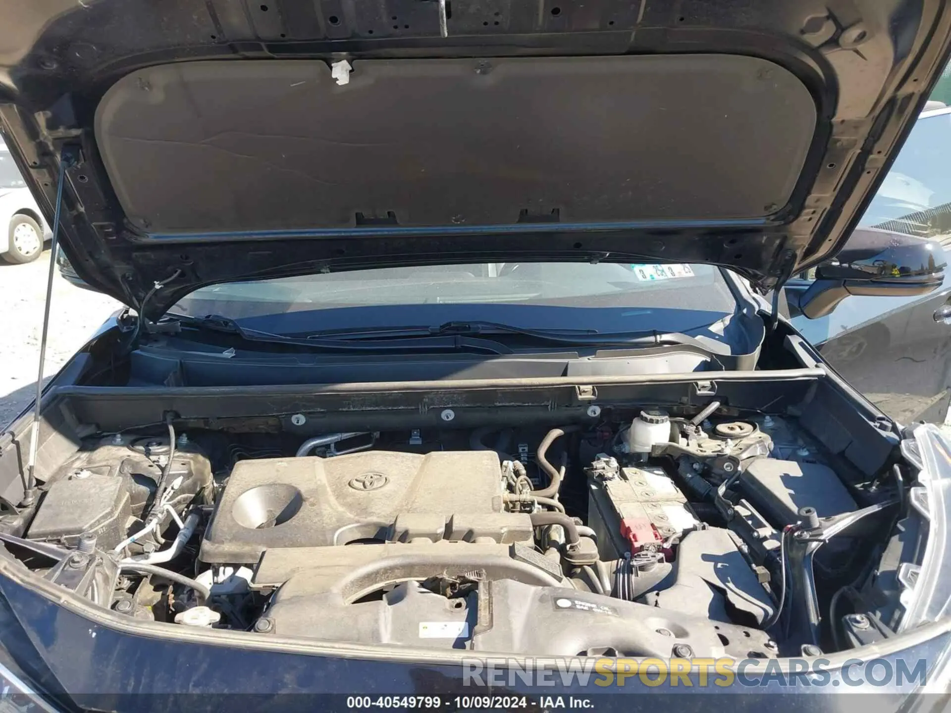 10 Photograph of a damaged car 2T3A1RFV8MC187189 TOYOTA RAV4 2021
