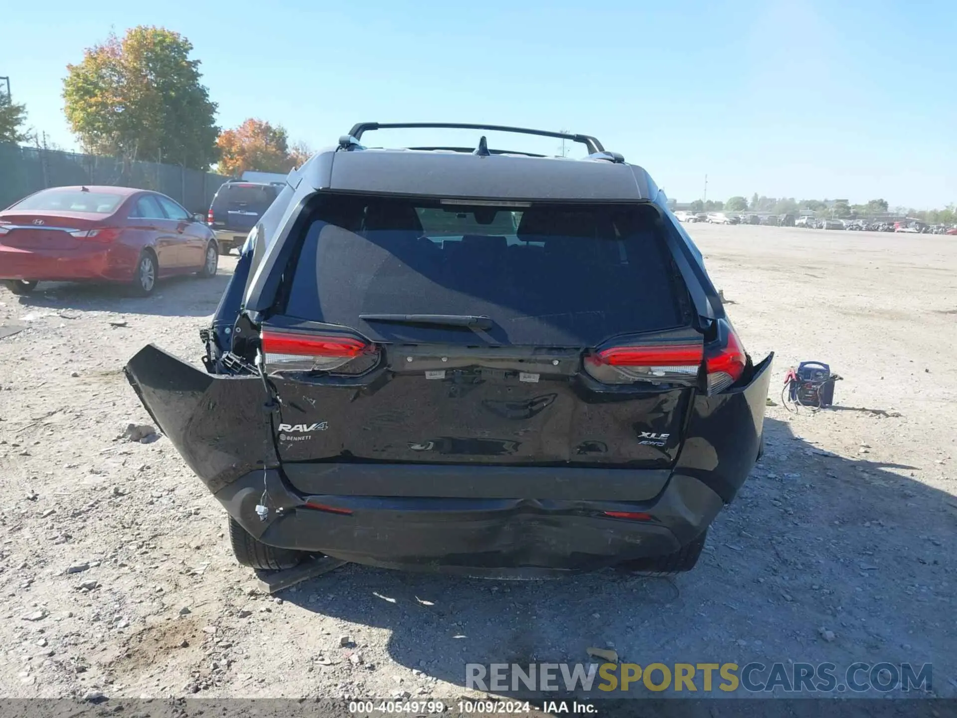 17 Photograph of a damaged car 2T3A1RFV8MC187189 TOYOTA RAV4 2021